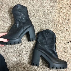 Black Mid leg cowgirl boots